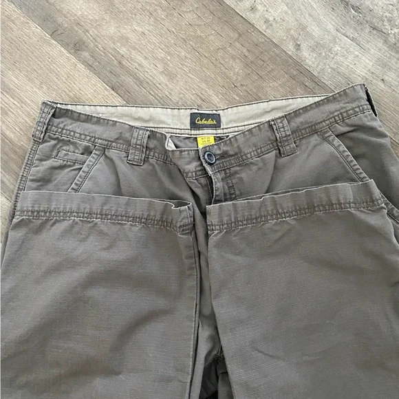 Cabela’s Men’s Cotton Grayish RipStop Cargo Pants Sz 36/30 Outdoor Workwear - Picture 6 of 9